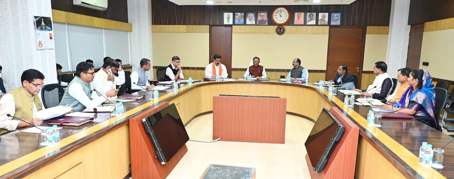 CG : विष्णुदेव कैबिनेट की बैठक, 27 अक्टूबर को होगी मंत्रिपरिषद की बैठक, हो सकते हैं बड़े फैसले
